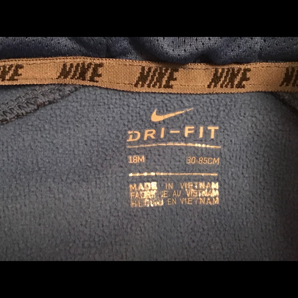 Blue nike jacket - Picture 3 of 3